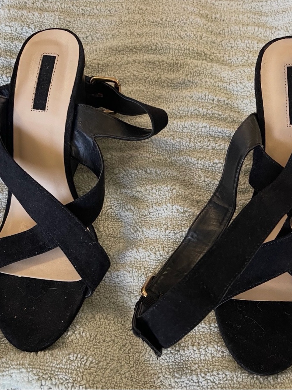 Forever 21 Black Crisscross Suede Ankle Strap Sandals